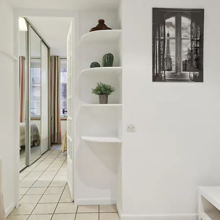 Les Invalides & Eiffel Tower - 1br - Cityapartmentstay Lägenhet Paris